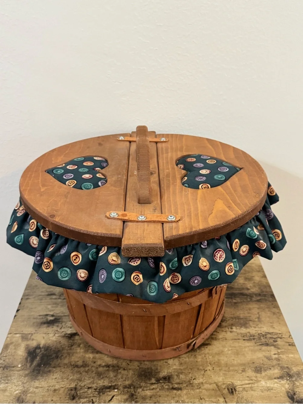 N/A vintage wooden